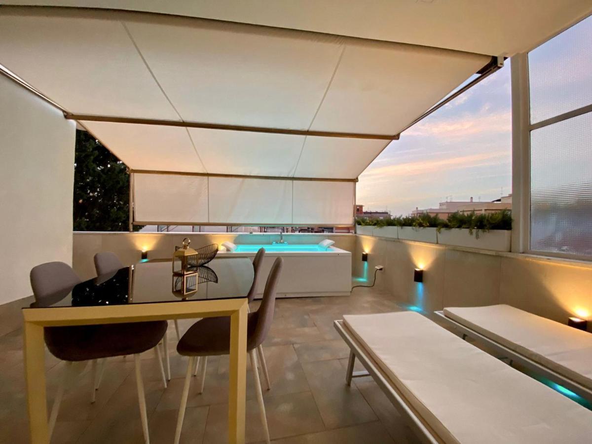 Le Con Terrazzo Abitare * Roma